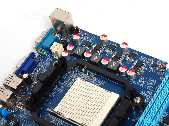 索泰ZT-78L白金版-S3V主板电路解析与产品图赏